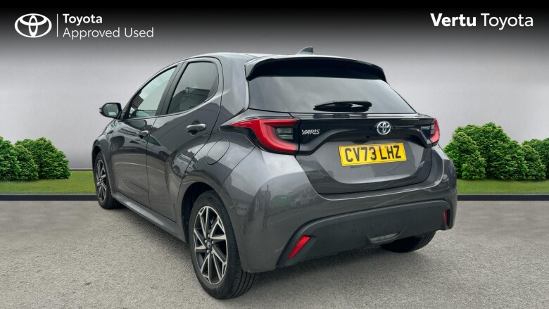 Toyota Yaris 1.5 Hybrid Design 5dr CVT Hybrid Hatchback